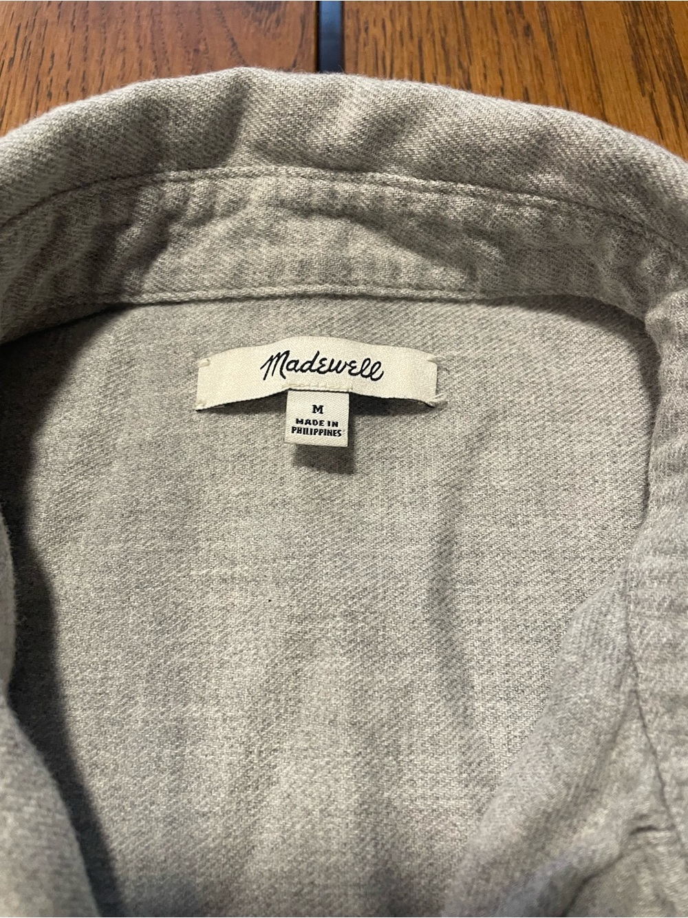Madewell Gray Short Sleeve Button-Down Shirt - Picture 4 of 8